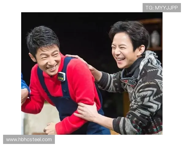 综艺节目如何幽默调侃足球明星引发观众热议与欢笑